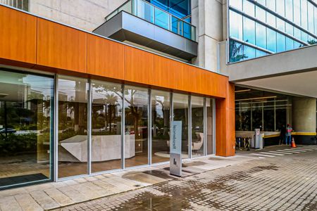 Studio à venda com 62m², 1 quarto e 1 vaga Studio à venda com 62m², 1 quarto e 1 vagaFachada e portaria