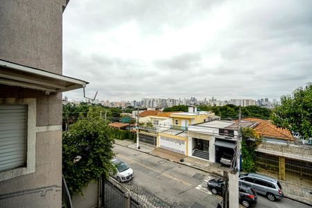 Casa de condomínio à venda com 90m², 2 quartos e 1 vagaVista da varanda da suíte