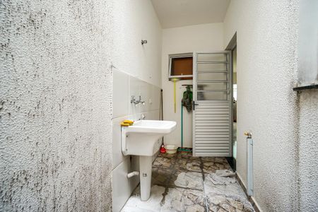 Casa de condomínio à venda com 90m², 2 quartos e 1 vagaÁrea de serviço