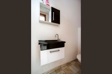 Casa de condomínio à venda com 90m², 2 quartos e 1 vagaLavabo