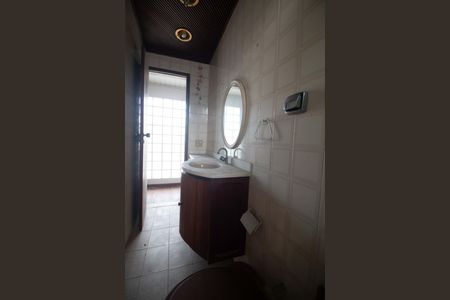 Apartamento à venda com 160m², 4 quartos e 1 vaga Apartamento à venda com 160m², 4 quartos e 1 vagaBanheiro social 2