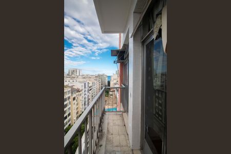 Apartamento à venda com 160m², 4 quartos e 1 vaga Apartamento à venda com 160m², 4 quartos e 1 vagaQuarto 2 - varanda