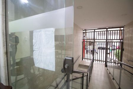 Apartamento à venda com 160m², 4 quartos e 1 vaga Apartamento à venda com 160m², 4 quartos e 1 vagaPlaca