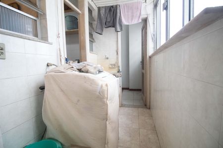 Apartamento à venda com 160m², 4 quartos e 1 vaga Apartamento à venda com 160m², 4 quartos e 1 vagaÁrea de serviço