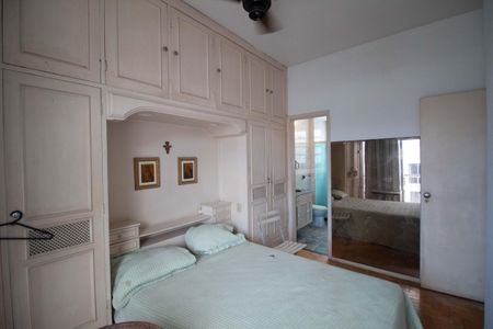 Apartamento à venda com 160m², 4 quartos e 1 vaga Apartamento à venda com 160m², 4 quartos e 1 vagaSuíte