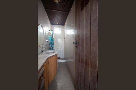 Apartamento à venda com 160m², 4 quartos e 1 vaga Apartamento à venda com 160m², 4 quartos e 1 vagaBanheiro social 2