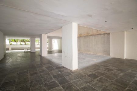 Apartamento à venda com 160m², 4 quartos e 1 vaga Apartamento à venda com 160m², 4 quartos e 1 vagaÁrea comum