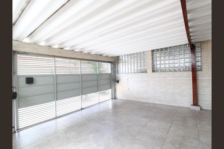 Casa à venda com 156m², 3 quartos e 2 vagasGaragem
