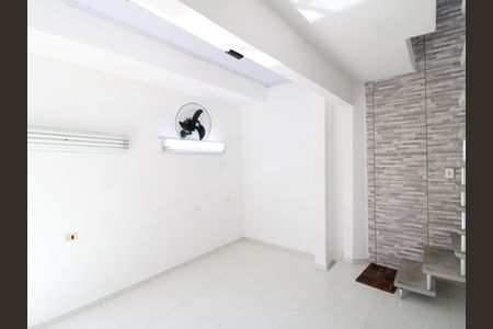 Casa à venda com 156m², 3 quartos e 2 vagasQuarto de Serviço