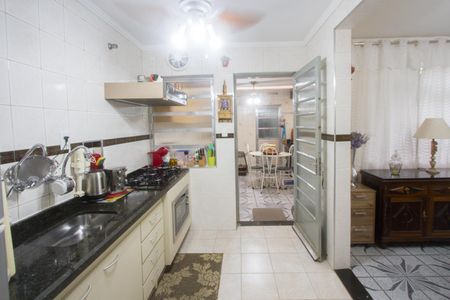 Casa à venda com 122m², 3 quartos e 2 vagas Casa à venda com 122m², 3 quartos e 2 vagasCozinha