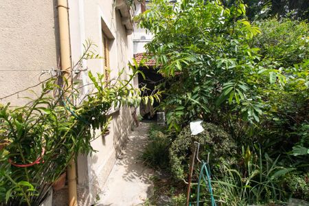 Casa à venda com 2070m², 3 quartos e 3 vagas Casa à venda com 2070m², 3 quartos e 3 vagasÁrea Externa