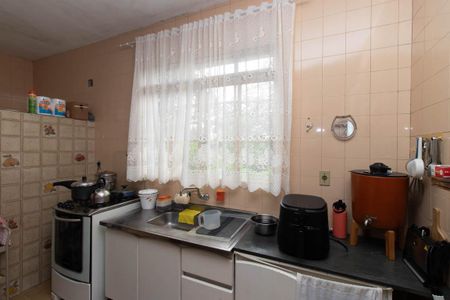 Casa à venda com 2070m², 3 quartos e 3 vagas Casa à venda com 2070m², 3 quartos e 3 vagasCozinha