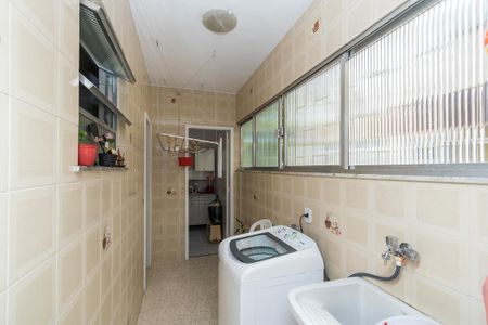 Apartamento à venda com 74m², 3 quartos e 1 vagaÁrea de Serviço