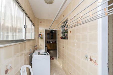 Apartamento à venda com 74m², 3 quartos e 1 vagaÁrea de Serviço