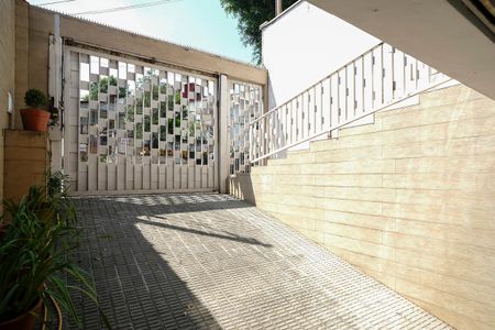 Casa à venda com 216m², 2 quartos e 4 vagasGaragem