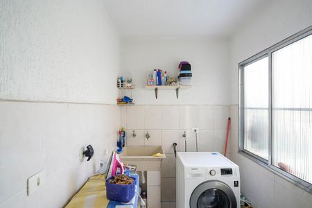 Casa à venda com 216m², 2 quartos e 4 vagasÁrea de serviço