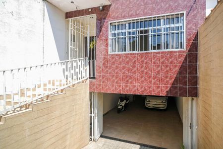 Casa à venda com 216m², 2 quartos e 4 vagasGaragem