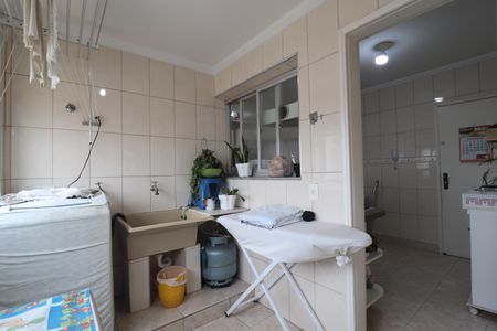 Apartamento à venda com 110m², 2 quartos e 1 vagaÁrea de Serviço