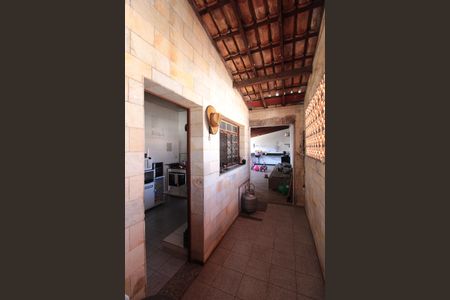 Casa à venda com 270m², 3 quartos e 6 vagasÁrea de Serviço