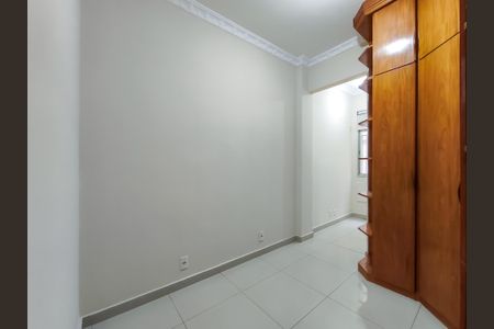 Apartamento à venda com 70m², 2 quartos e 1 vagaSuíte