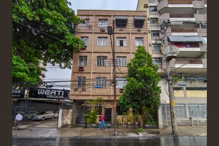 Apartamento à venda com 70m², 2 quartos e 1 vagaFachada e portaria