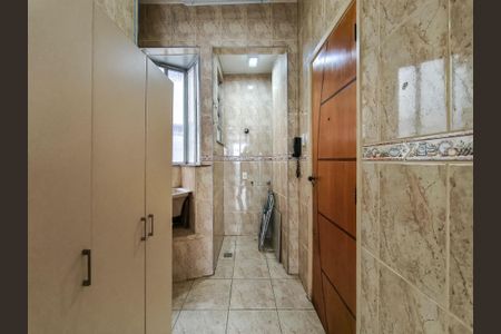 Apartamento à venda com 70m², 2 quartos e 1 vagaÁrea de Serviço