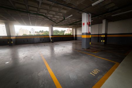 Apartamento à venda com 190m², 2 quartos e 3 vagas Apartamento à venda com 190m², 2 quartos e 3 vagasGaragem