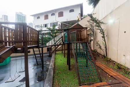 Apartamento à venda com 190m², 2 quartos e 3 vagas Apartamento à venda com 190m², 2 quartos e 3 vagasÁrea comum - Playground