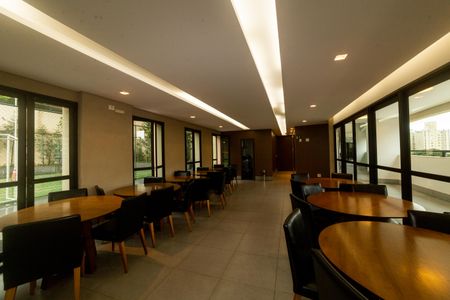 Apartamento à venda com 190m², 2 quartos e 3 vagas Apartamento à venda com 190m², 2 quartos e 3 vagasÁrea comum - Salão de festas