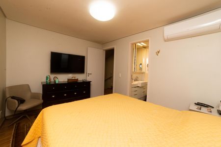 Apartamento à venda com 190m², 2 quartos e 3 vagas Apartamento à venda com 190m², 2 quartos e 3 vagasSuíte