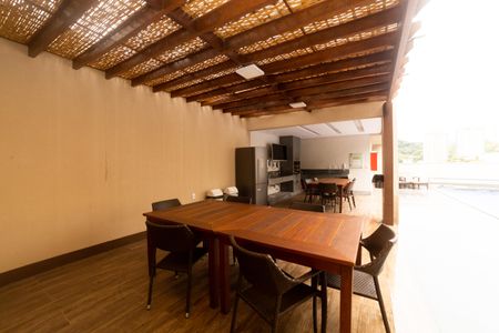 Apartamento à venda com 190m², 2 quartos e 3 vagas Apartamento à venda com 190m², 2 quartos e 3 vagasÁrea comum - Churrasqueira
