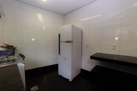 Apartamento à venda com 190m², 2 quartos e 3 vagas Apartamento à venda com 190m², 2 quartos e 3 vagasÁrea comum - Salão de festas