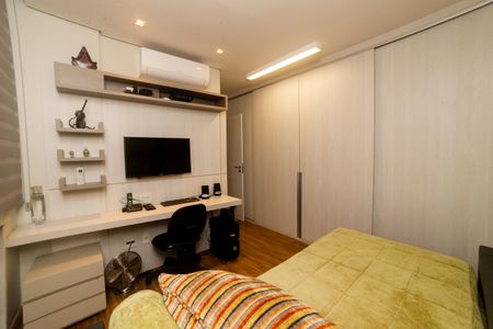 Apartamento à venda com 190m², 2 quartos e 3 vagas Apartamento à venda com 190m², 2 quartos e 3 vagasQuarto