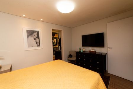 Apartamento à venda com 190m², 2 quartos e 3 vagas Apartamento à venda com 190m², 2 quartos e 3 vagasSuíte