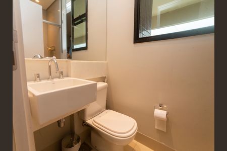 Apartamento à venda com 190m², 2 quartos e 3 vagas Apartamento à venda com 190m², 2 quartos e 3 vagasBanheiro Social 2