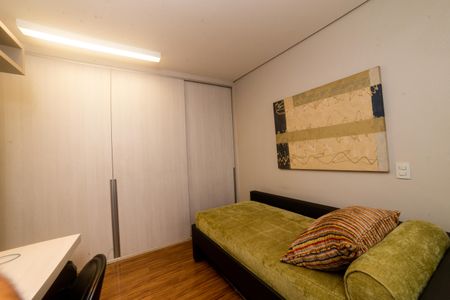 Apartamento à venda com 190m², 2 quartos e 3 vagas Apartamento à venda com 190m², 2 quartos e 3 vagasQuarto