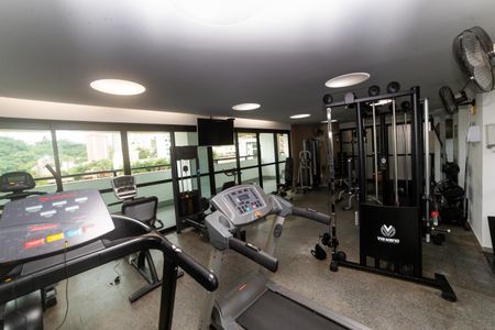 Apartamento à venda com 190m², 2 quartos e 3 vagas Apartamento à venda com 190m², 2 quartos e 3 vagasÁrea comum - Academia