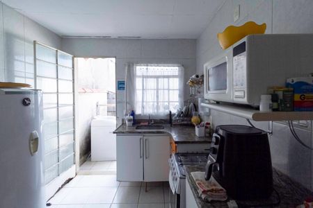 Casa à venda com 310m², 4 quartos e 4 vagasCasa 2 - Cozinha
