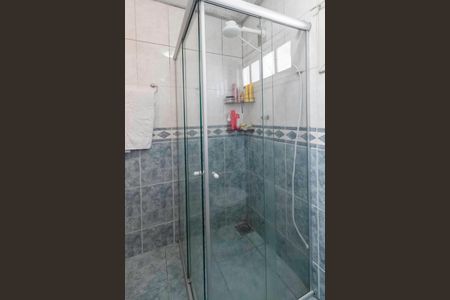 Casa à venda com 310m², 4 quartos e 4 vagasCasa 2 - Banheiro da suíte