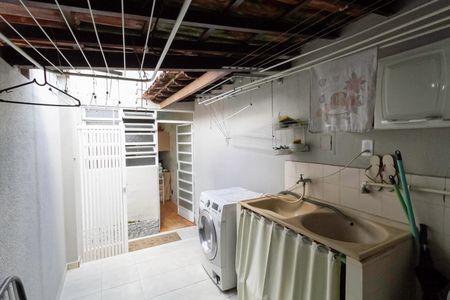 Casa à venda com 310m², 4 quartos e 4 vagasÁrea de serviço