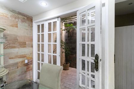 Casa à venda com 310m², 4 quartos e 4 vagasSala de jantar - Jardim de inverno