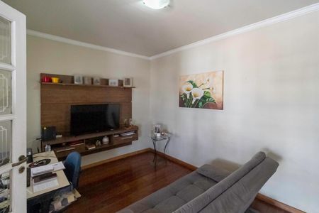 Casa à venda com 310m², 4 quartos e 4 vagasCasa 2 - Sala