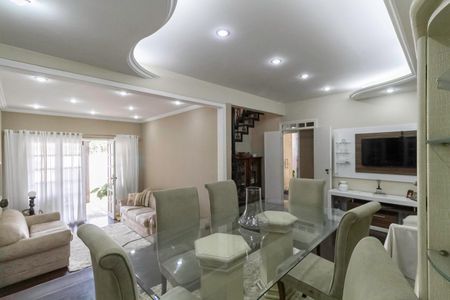 Casa à venda com 310m², 4 quartos e 4 vagasSala de Jantar