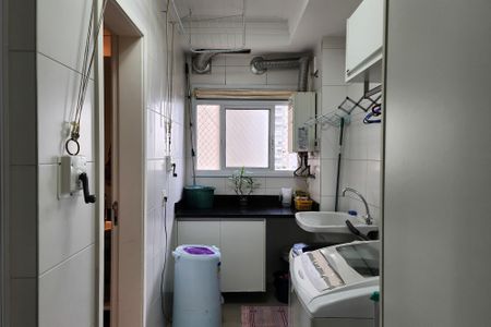 Apartamento à venda com 180m², 3 quartos e 3 vagas Apartamento à venda com 180m², 3 quartos e 3 vagasÁrea de Serviço