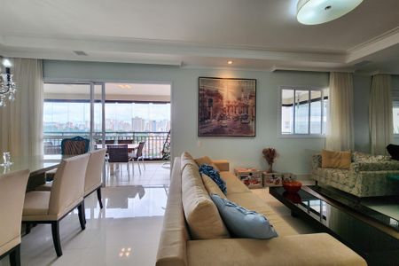 Apartamento à venda com 180m², 3 quartos e 3 vagas Apartamento à venda com 180m², 3 quartos e 3 vagasSala