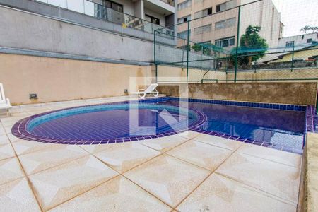 Apartamento à venda com 61m², 2 quartos e 2 vagas Apartamento à venda com 61m², 2 quartos e 2 vagasÁrea comum - Piscina