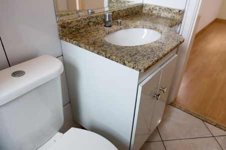 Apartamento à venda com 61m², 2 quartos e 2 vagas Apartamento à venda com 61m², 2 quartos e 2 vagasBanheiro da Suíte 2