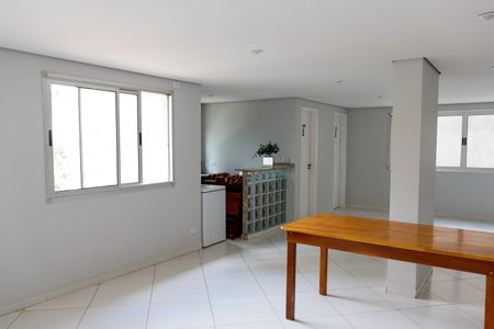 Apartamento à venda com 61m², 2 quartos e 2 vagas Apartamento à venda com 61m², 2 quartos e 2 vagasÁrea comum - Salão de festas