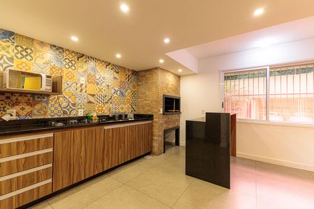 Apartamento à venda com 75m², 3 quartos e 2 vagas Apartamento à venda com 75m², 3 quartos e 2 vagasÁrea comum - Salão de festas