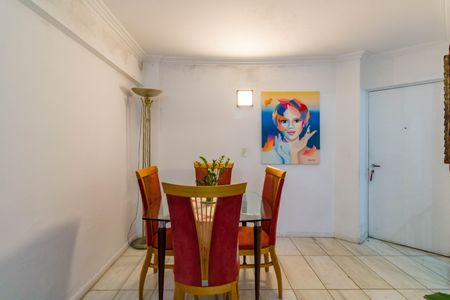 Apartamento à venda com 63m², 3 quartos e 1 vaga Apartamento à venda com 63m², 3 quartos e 1 vagaSala